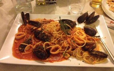 Al Bacio Pizzeria