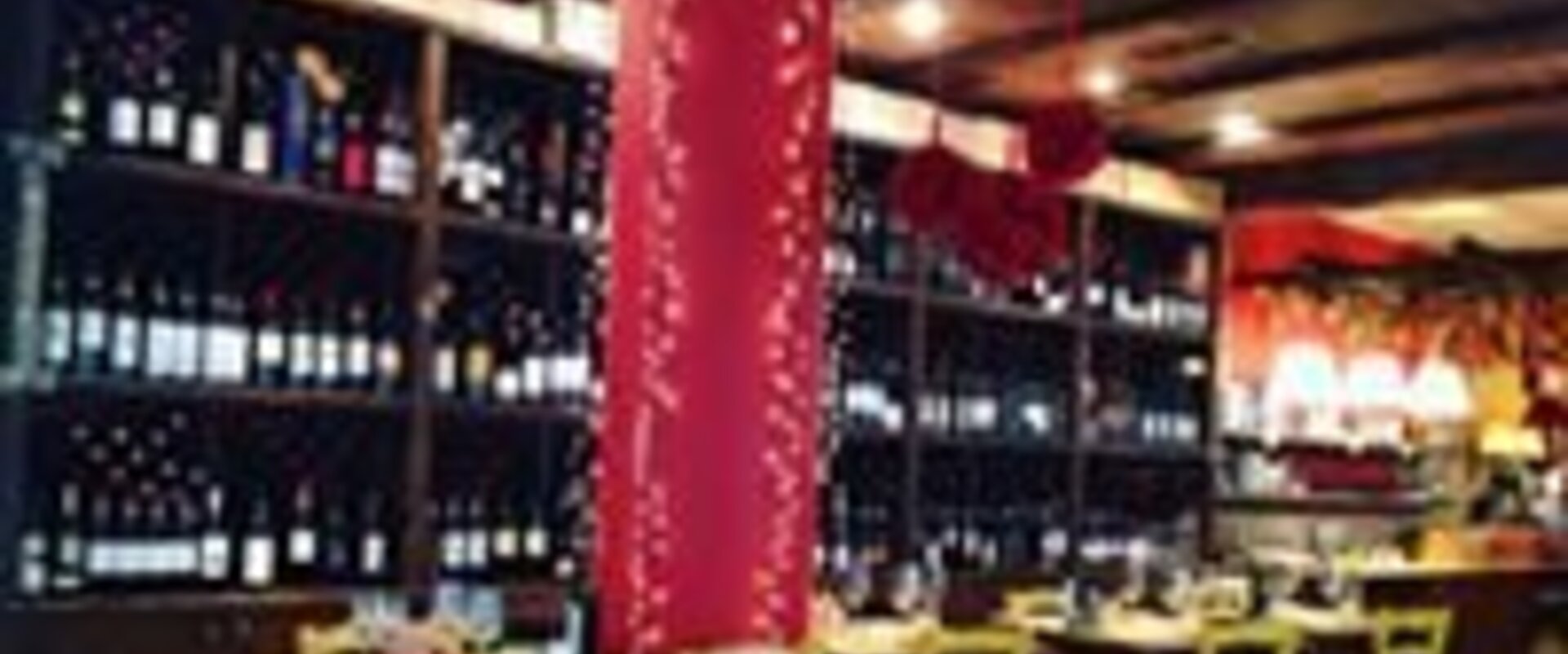 Osteria Bacco Matto Bergamo, steakhouse con carni alla brace e wine bar