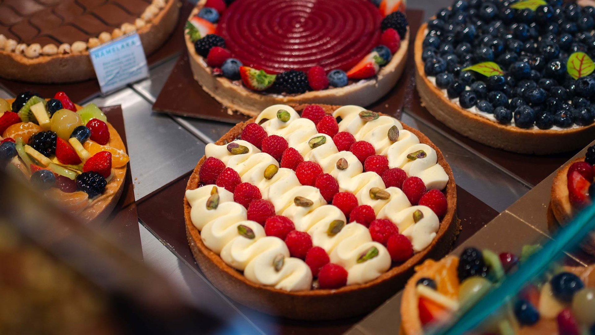 Pasticceria Pina, banco di pasticceria con torte e dolci