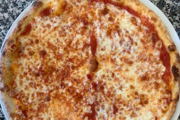Pizzeria Luna, pizza artigianale di Ivan