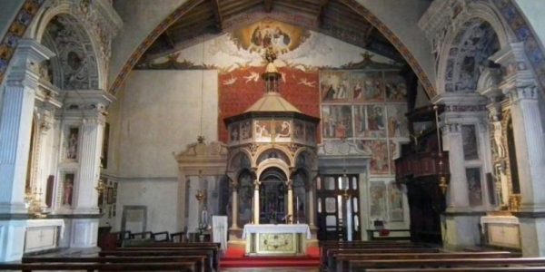 L'interno del Santuario - Chiesa della Madonna Castello